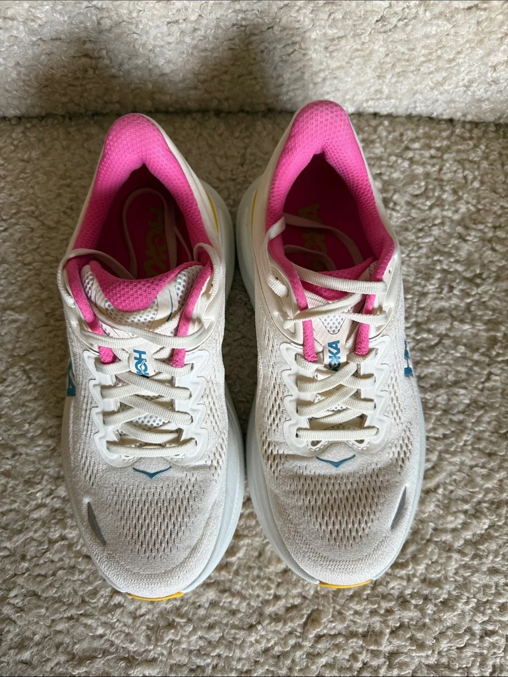 Women’s Hoka Bondi 9 size 8D Wide - Picture 2 of 7